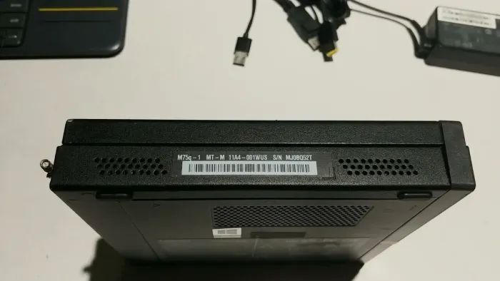 Неттоп Б-клас Lenovo Thinkcentre m75q-1 USFF / AMD Ryzen 5 3400GE (4 (8) ядер по 3.3 - 4.0 GHz) / 8 GB DDR4 / 256 GB SSD / AMD RX Vega 11 / USB 3.1 / Wi-Fi б/в - зображення 8