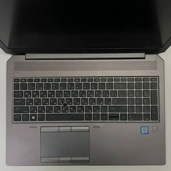 Мобільна робоча станція HP ZBook 15 G5 / 15.6" (1920x1080) IPS / Intel Core i7-8850H (6 (12) ядер по 2.6 - 4.3 GHz) / 32 GB DDR4 / 512 GB SSD / nVidia Quadro P1000, 4 GB GDDR5, 256-bit / WebCam / Fingerprint б/в - зображення 6