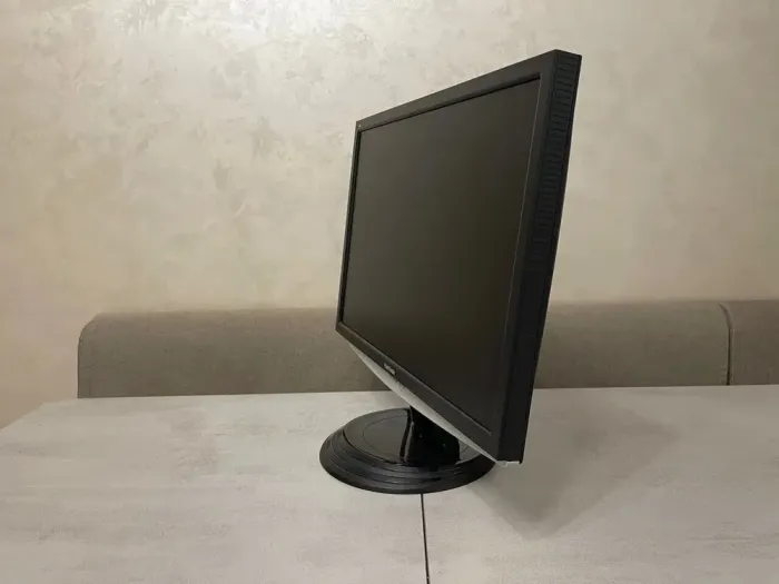 Монітор ViewSonic VX2240W / 22" (1680x1050) TN / DVI, VGA / VESA 100x100 б/в - зображення 7