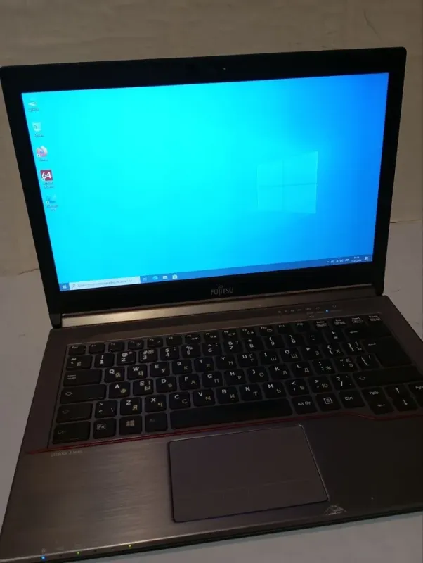 Ноутбук Б-клас Fujitsu LifeBook E744 / 14" (1600x900) TN / Intel Core i5-4310M (2 (4) ядра по 2.7 - 3.4 GHz) / 8 GB DDR3 / 128 GB SSD / Intel HD Graphics 4600 / WebCam б/в - зображення 2