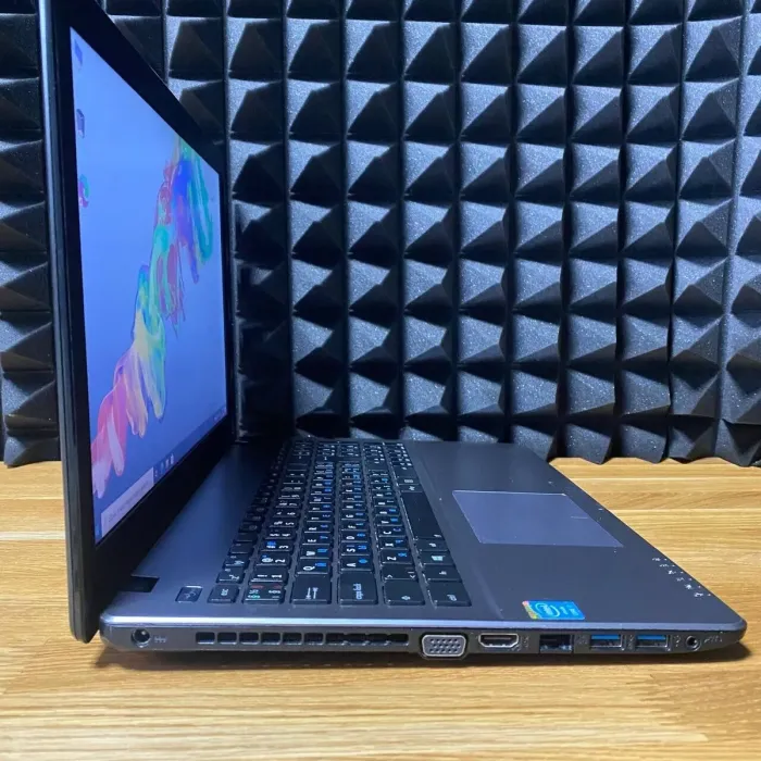 Ноутбук Asus R510L / 15.6" (1366x768) TN / Intel Core i7-4510U (2 (4) ядра по 2.0 - 3.1 GHz) / 12 GB DDR3 / 128 GB SSD / Intel HD Graphics 4400 / WebCam / DVD-ROM б/в - зображення 6