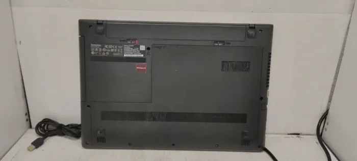 Ноутбук Б-класс Lenovo G50-30 / 15.6" TN / Celeron N2840 (2 ядра по 2.16-2.58 GHz) / 4GB DDR3 / 256GB SSD / GeForce 820M, 1 GB DDR3, 64-bit / WebCam б/в - зображення 7