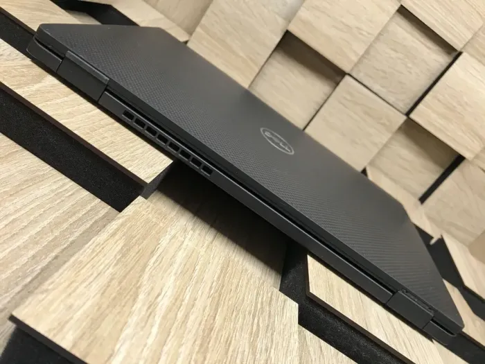 Ультрабук Dell Latitude 7410 / 14" (1920x1080) IPS / Intel Core i5-10310U (4 (8) ядра по 1.7 - 4.4 GHz) / 8 GB DDR4 / 240 GB SSD M.2 / Intel UHD Graphics / WebCam / USB 3.2 / HDMI / Windows 10 б/в - зображення 7