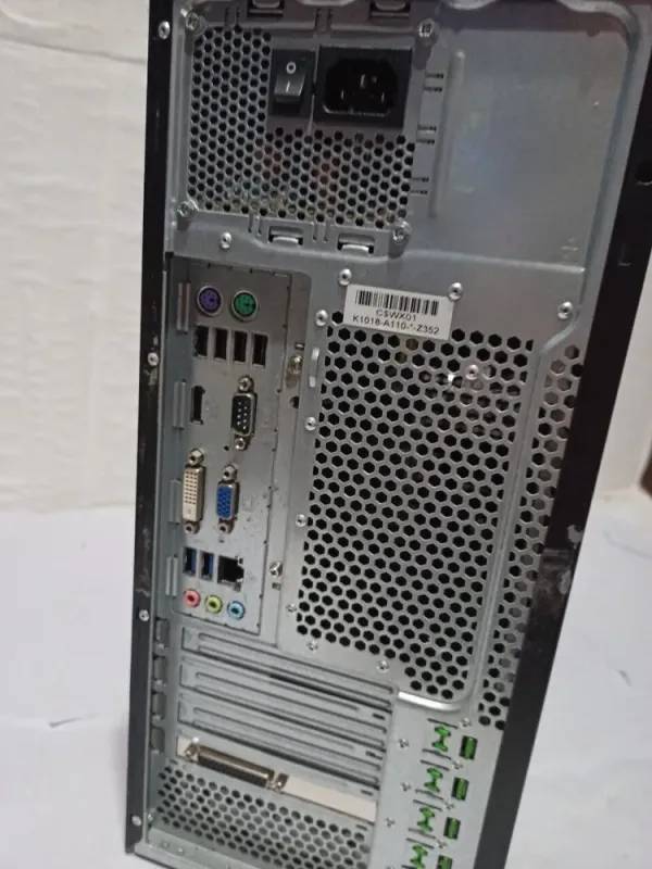 ПК Б-клас Fujitsu Esprimo P920 E85+ Tower / Intel Core i5-4570 (4 ядра 3,2 - 3,6 ГГц) / 16 ГБ DDR3 / 500 ГБ HDD / Intel HD Graphics 4600 / DVD-ROM б/в - зображення 4