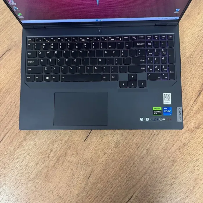 Ігровий ноутбук Б-клас Lenovo Legion Pro 5 16IRX8 / 16" (2560x1600) IPS / Intel Core i7-13700HX (16 (24) ядра по 3.7 - 5.0 GHz) / 32 GB DDR5 / 1000 GB SSD NVMe / nVidia GeForce RTX 4070, 8 GB GDDR6, 128-bit / WebCam б/в - зображення 7