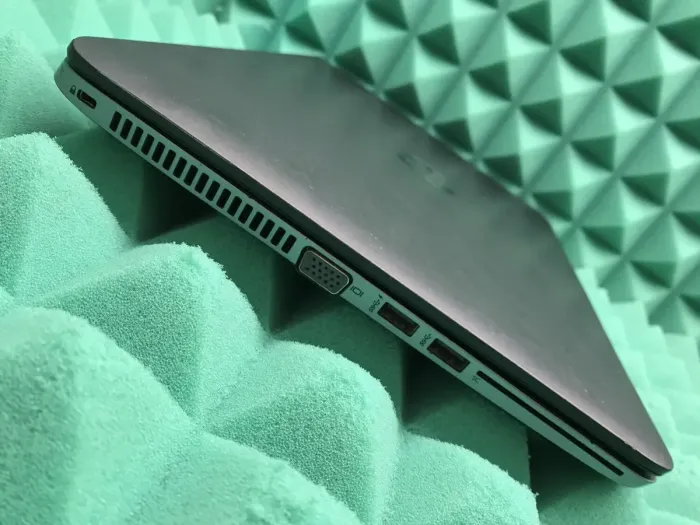 Ультрабук Б-класс HP EliteBook 840 G2 / 14" (1920x1080) IPS / Intel Core i7-5600U (2 (4) ядра по 2.6 -3.2 GHz) / 8 GB DDR3 / 240 GB SSD / Intel HD Graphics 5500 / Fingerprint б/у - зображення 7