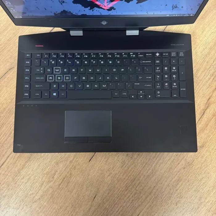 Ігровий ноутбук Б-клас HP Omen 17-cb0030nr / 17.3" (1920x1080) IPS / Intel Core i7-9750H (6 (12) ядер по 2.6 - 4.5 GHz) / 16 GB DDR4 / 512 GB SSD / nVidia GeForce RTX 2060, 6 GB GDDR6, 192-bit / WebCam б/в - зображення 7