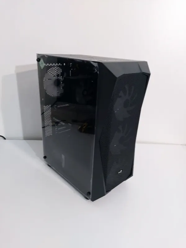 Ігровий ПК AeroCool PGS FALCON-A-BK-V1 FRGB Tower / Intel Core i5-8400 (6 ядер 2,8 - 4,0 ГГц) / 32 ГБ DDR4 / 256 ГБ M.2 SSD + 512 ГБ M.2 SSD + 500 ГБ HDD / AMD Radeon RX 5700, 8 ГБ GDDR6, 256-біт / 600 Вт б/в - зображення 3