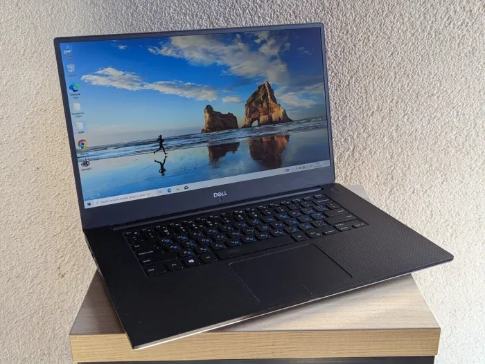 Мобільна робоча станція Б-клас Dell Precision 5530 / 15.6" (1920x1080) IPS / Intel Core i5-8400H (4 (8) ядра по 2.5 - 4.2 GHz) / 16 GB DDR4 / 256 GB SSD + 1000 GB HDD / nVidia Quadro P1000, 4 GB GDDR5, 128-bit / WebCam б/в - зображення 3