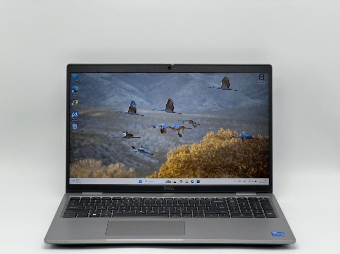Ультрабук Dell Latitude 5540 / 15.6" (1920x1080) IPS / Intel Core i5-1335U (10 (12) ядер по 3.4 - 4.6 GHz) / 16 GB DDR4 / 250 GB SSD / Intel Iris Xe Graphics / WebCam б/в - зображення 2