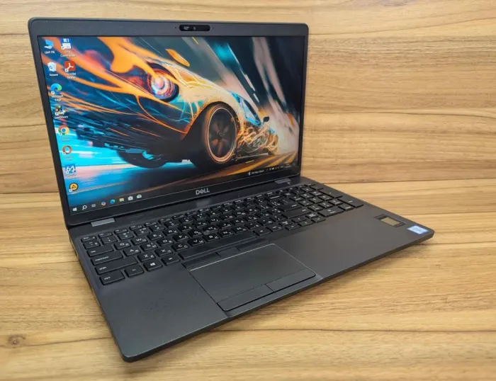 Ноутбук Dell Precision 3540 / 15.6" (1920x1080) IPS / Intel Core i7-8665U (4 (8) ядра по 1.9 - 4.8 GHz) / 16 GB DDR4 / 512 GB SSD / AMD Radeon Pro WX 2100, 2 GB GDDR5, 64-bit / WebCam / TouchID / Windows 10 б/в - зображення 4