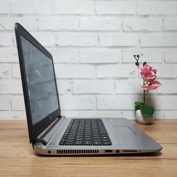 Ультрабук Б-клас HP ProBook 440 G3 / 14" (1920x1080) TN / Intel Core i5-6200U (2 (4) ядра по 2.3 - 2.8 GHz) / 16 GB DDR3 / 128 GB SSD + 500 GB HDD / Intel UHD Graphics 520 / WebCam / VGA б/в - зображення 5