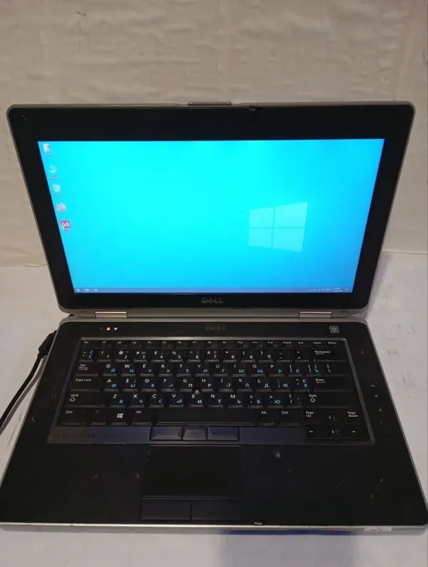 Ноутбук Б-клас Dell Latitude E6430 / 14" (1366x768) TN / Intel Core i5-3340M (2 (4) ядра по 2.7 - 3.4 GHz) / 4 GB DDR3 / 120 GB SSD / Intel HD Graphics 4000 / без АКБ б/в - зображення 2