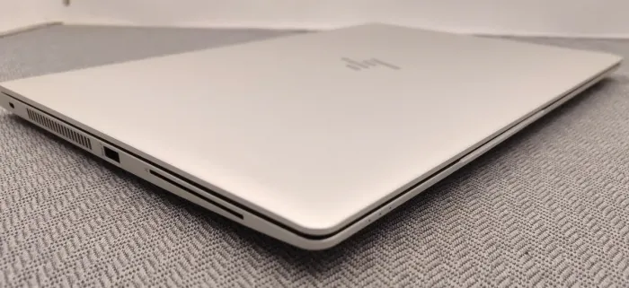 Ультрабук HP EliteBook 850 G6 / 15.6" (1920x1080) IPS / Intel Core i5-8365U (4 (8) ядра по 1.6 - 4.1 GHz) / 8 GB DDR4 / 256 GB SSD M.2 / Intel UHD Graphics 620 / WebCam б/в - зображення 4