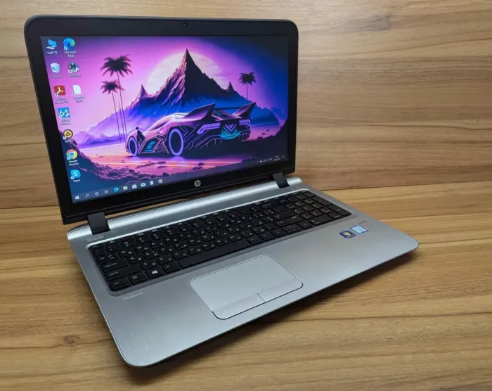 Ноутбук HP ProBook 450 G3 / 15.6" (1366x768) TN / Intel Core i5-6200U (2 (4) ядра по 2.3 - 2.8 GHz) / 8 GB DDR3 / 240 GB SSD / HD Graphics 520 / WebCam / Fingerprint / Windows 10 б/в - зображення 4