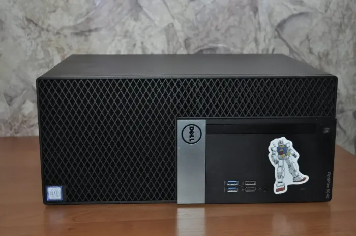 Комп'ютер Dell OptiPlex 5040 Tower / Intel Core i3-6100 (2 (4) ядра по 3,7 ГГц) / 8 ГБ DDR3 / 160 ГБ HDD / Intel HD Graphics 530 б/в - изображение 2