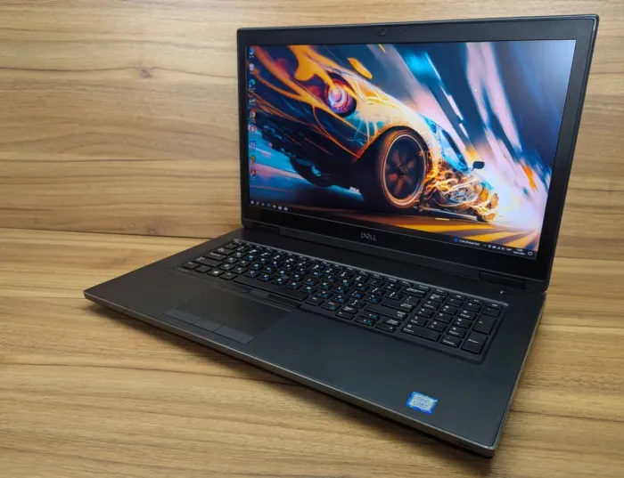 Мобільна робоча станція Dell Precision 7730 / 17.3" (1920x1080) IPS / Intel Core i7-8850H (6 (12) ядра по 2.6 - 4.3 GHz) / 64 GB DDR4 / 512 GB SSD / nVidia Quadro P5200, 16 GB GDDR5, 256-bit / WebCam / Windows 10 б/в - зображення 5