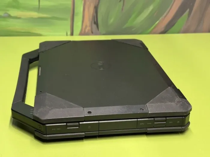 Захищений ноутбук Dell Rugged Latitude 5414 / 14" (1366x768) TN Touch / Intel Core i5-6300U (2 (4) ядра по 2.4 - 3.0 GHz) / 8 GB DDR4 / 256 GB SSD / Intel HD Graphics 520 / WebCam / Fingerprint б/в - зображення 4