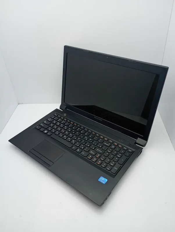 Ноутбук Lenovo IdeaPad B570 / 15.6" (1366x768) TN / Intel Pentium B970 (2 ядра по 2.3 GHz) / 6 GB DDR3 / 320 GB HDD / Intel HD Graphics / WebCam б/в - зображення 4