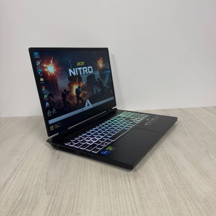 Ігровий ноутбук Б-класу Acer Nitro 5 AN515-58 / 15,6" (1920x1080) IPS / Intel Core i5-12450H (8 (12) ядер по 2,0 - 4,4 ГГц) / 16 ГБ DDR5 / 1000 ГБ SSD NVMe / nVidia GeForce RTX 3050, 4 ГБ GDDR6, 128-біт / WebCam б/в - зображення 4