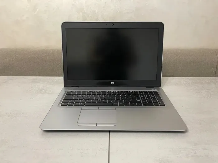 Ультрабук HP EliteBook 850 G4 / 15.6" TN / Intel Core i5-7300U (2 (4) ядер по 2.6 - 3.5 GHz) / 16 GB DDR4 / 256 GB SSD / Intel HD Graphics 620 / WebCam / DisplayPort б/в - зображення 5