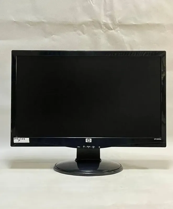 Монітор Б-клаc HP S2031a / 20" (1600x900) TN / VGA, DVI / Вбудовані колонки 2x 2W + Кабель живлення б/в - зображення 5