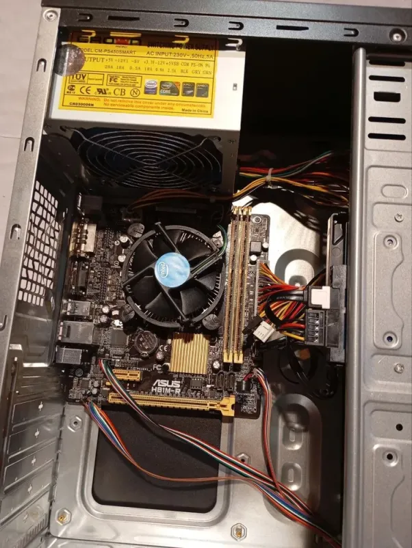 ПК Crown SM601 Tower / Intel Core i5-4670 (4 ядра по 3.4 - 3.8 GHz) / 8 GB DDR3 / 500 GB HDD / Intel HD Graphics 4600 / 450W б/в - зображення 6