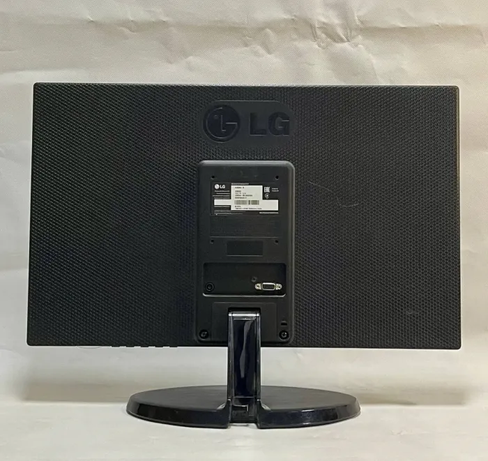 Монітор LG 22M38A-B / 22" (1920x1080) TN / VGA / VESA 75x75 б/в - зображення 4