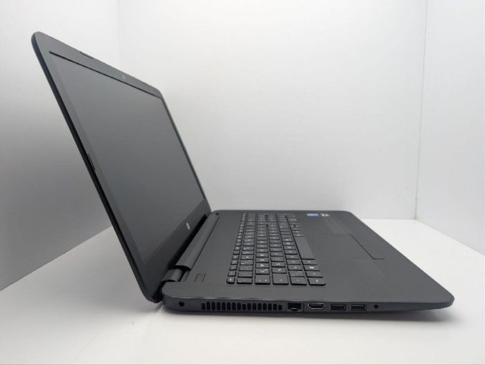 Ноутбук HP 17 x070ng / 17.3" (1920x1080) TN / Intel Core i3-5005U (2 (4) ядра по 2.0 GHz) / 8 GB DDR3 / 128 GB SSD / AMD Radeon R5 M330, 2 GB GDDR3, 64-bit / WebCam / DVD-ROM б/в - зображення 4