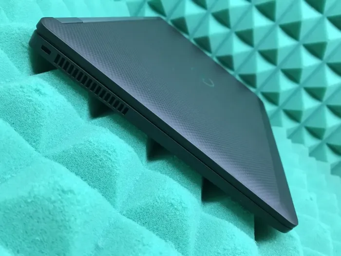 Ультрабук Dell Latitude E7470 / 14" IPS Touch / Core i5-6300U (2(4) ядра по 2.4-3GHz) / 8GB DDR4 / 120GB SSD M.2 / HD Graphics 520 / WebCam / HDMI / miniDP / Win 10 б/в - зображення 7