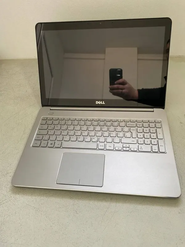 Ноутбук Б-клас Dell Inspirion 15 7537 / 15.6" (1366x768) TN Touch / Intel Core i5-4210U (2 (4) ядра по 1.7 - 2.7 GHz) / 8 GB DDR3 / 256 GB SSD / nVidia GeForce GT 750M, 2 GB GDDR5, 128-bit / WebCam / HDMI б/в - зображення 2