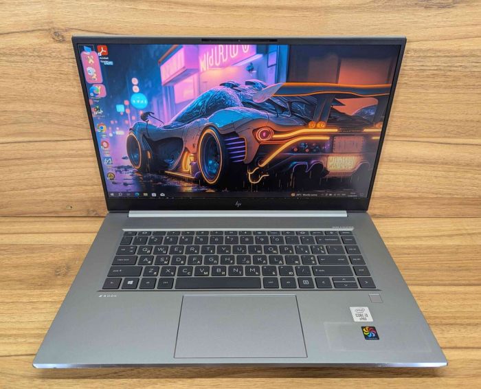 Мобільна робоча станція HP zBook Studio G7 / 15,6" (1920x1080) IPS / Intel Core i9-10885H (8 (16) ядер по 2.4 - 5.3 GHz) / 32 GB DDR4 / 512 GB SSD / nVidia Quadro RTX 3000, 6 GB GDDR6, 192-bit / Fingerprint / WebCam / Windows 10 б/в - зображення 2
