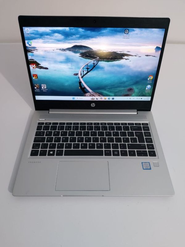 Ультрабук Б-клас HP ProBook 440 G6 / 14" (1920x1080) IPS / Intel Core i5-8265U (4 (8) ядра по 1.6 - 3.9 GHz) / 16 GB DDR4 / 512 GB SSD / Intel UHD Graphics / WebCam б/в - зображення 2
