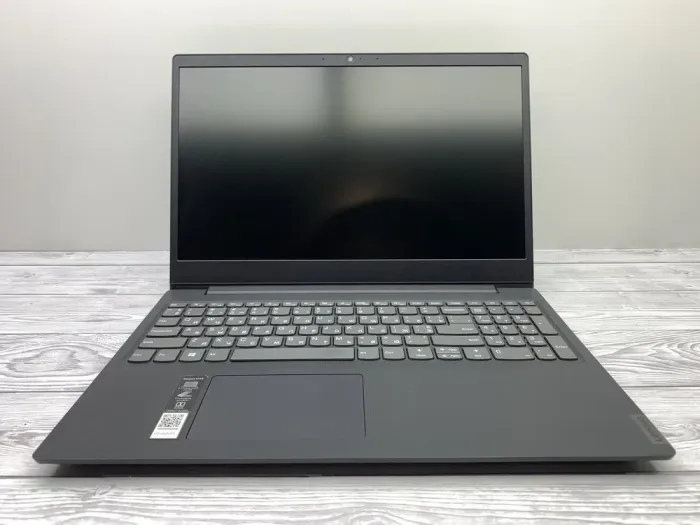 Ноутбук Б-клас Lenovo IdeaPad S145-15IKB / 15.6" (1920x1080) TN / Intel Core i3-8130U (2 (4) ядра по 2.2 -3.4 GHz) / 8 GB DDR4 / 240 GB SSD / Intel UHD Graphics 620 / WebCam б/в - зображення 2