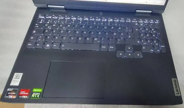 Ігровий ноутбук Lenovo IdeaPad Gaming 3 16ARH7 Gray / 16" (1920x1080) IPS / AMD Ryzen 5 6600H (6 (12) ядер по 3.3 - 4.5 GHz) / 16 GB DDR5 / 512 GB SSD / nVidia GeForce RTX 3050, 4 GB GDDR6, 128-bit / WebCam б/в - зображення 4