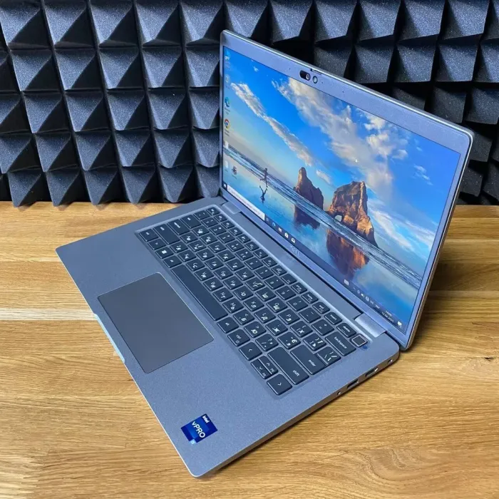 Ультрабук Б-клас Dell Latitude 5440 / 14" (1920x1080) IPS / Intel Core i5-1345U (10 (12) ядер по 3.5 - 4.7 GHz) / 16 GB DDR4 / 256 GB SSD / Intel Iris Xe Graphics / WebCam б/в - зображення 4