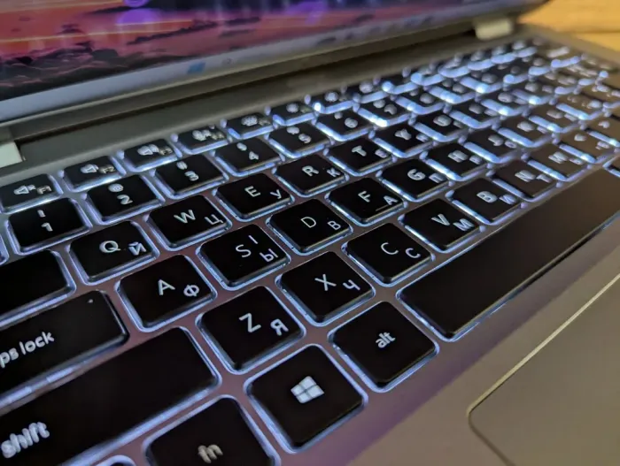 Ультрабук Dell Latitude 5420 / 14" (1920x1080) IPS / Intel Core i7-1185G7 (4 (8) ядра по 3.0 - 4.8 GHz) / 16 GB DDR4 / 256 GB SSD / Intel Iris Xe Graphics / WebCam / Windows 11 б/в - зображення 6