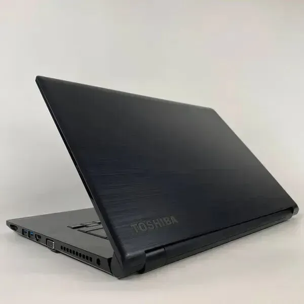 Ноутбук Toshiba Tecra A50-C / 15.6" (1366x768) TN / Intel Core i5-6200U (2 (4) ядра по 2.3 - 2.8 GHz) / 16 GB DDR3 / 256 GB SSD / Intel HD Graphics 520 / WebCam / HDMI б/в - зображення 7