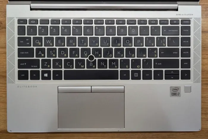 Ультрабук Б-клас HP EliteBook 840 G7 / 14" (1920x1080) IPS / Intel Core i7-10610U (4 (8) ядра по 1.8 - 4.9 GHz) / 16 GB DDR4 / 480 GB SSD / Intel UHD Graphics / WebCam / Fingeprint / Windows 10 б/в - зображення 3