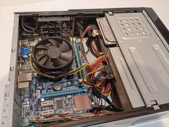 ПК Б-клас LogicPower SFF / Intel Core i5-2400 (4 ядра по 3.1 - 3.4 GHz) / 8 GB DDR3 / 500 GB HDD / Intel HD Graphics 2000 / DVD-RW б/в - зображення 6