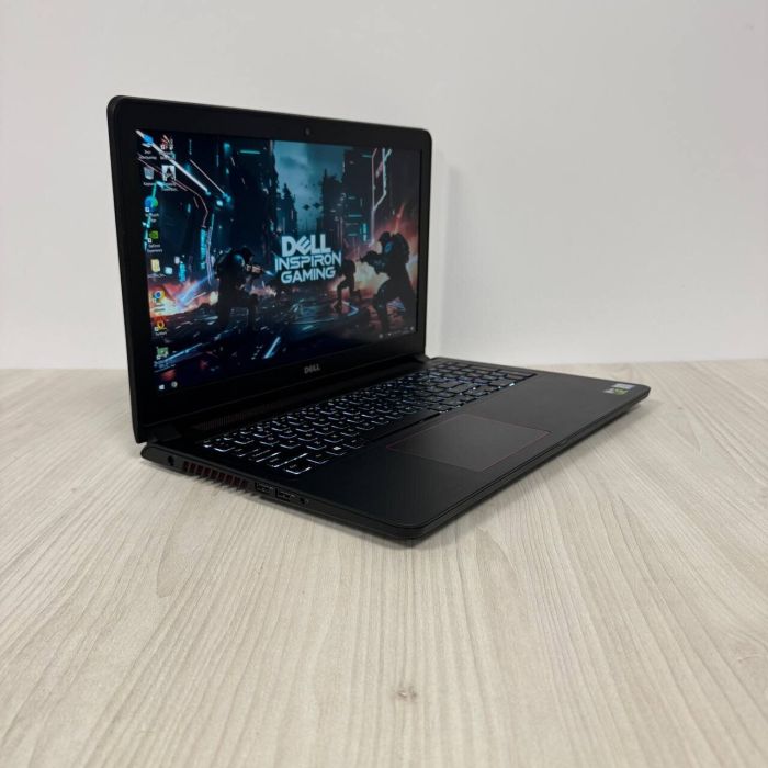 Ігровий ноутбук Б-клас Dell Inspiron 15 7559 / 15.6" (1920x1080) IPS / Intel Core i7-6700HQ (4 (8) ядра по 2.6 - 3.5 GHz) / 16 GB DDR3 / 512 GB SSD / nVidia GeForce GTX 960M, 4 GB GDDR5, 128-bit / WebCam б/в - зображення 4
