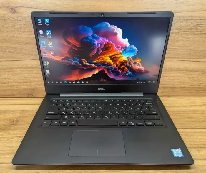 Ультрабук Dell Vostro 5481 / 14" (1920x1080) IPS / Intel Core i7-8565U (4 (8) ядра по 1.8 - 4.6 GHz) / 8 GB DDR4 / 256 GB SSD / Intel UHD Graphics / WebCam / Windows 10 б/в - зображення 2