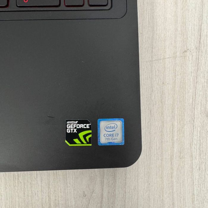 Ігровий ноутбук Б-клас Dell Inspiron 15 5577 / 15.6" (1920x1080) TN / Intel Core i7-7700HQ (4 (8) ядра по 2.8 - 3.8 GHz) / 16 GB DDR4 / 256 GB SSD M.2 + 1000 GB HDD / nVidia GeForce GTX 1050, 4 GB GDDR5, 128-bit / WebCam б/в - зображення 8