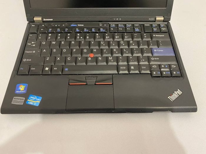 Нетбук Б-клас Lenovo ThinkPad X220 / 12.5" (1366x768) TN / Intel Core i7-2640M (2 (4) ядра по 2.8 - 3.5 GHz) / 6 GB DDR3 / 240 GB SSD / Intel HD Graphics 3000 / DisplayPort б/в - зображення 4