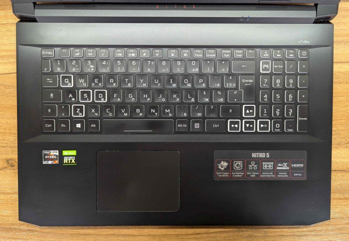 Ігровий ноутбук Acer Nitro 5 AN517-41 / 17.3" (1920x1080) IPS / AMD Ryzen 7 5800H (8 (16) ядер по 3.2 - 4.4 GHz) / 32 GB DDR4 / 512 GB SSD / nVidia GeForce RTX 3080, 8 GB GDDR6, 256-bit / WebCam / Windows 11 б/в - зображення 3