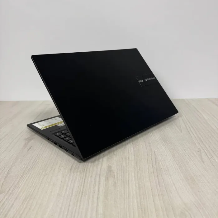 Ультрабук Б-клас Asus VivoBook 16 F1605VA / 16" (1920x1200) IPS / Intel Core i7-1355U (10 (12) ядер по 1.7 - 5.0 GHz) / 16 GB DDR4 / 512 GB SSD NVMe / Intel Iris Xe Graphics / WebCam б/в - зображення 6