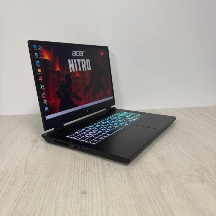 Ігровий ноутбук Б-класу Acer Nitro 17 AN17-51 / 17,3" (2560x1440) IPS / Intel Core i7-13700H (14 (20) ядер по 3,7 - 5,0 ГГц) / 16 ГБ DDR5 / 1000 ГБ SSD NVMe / nVidia GeForce RTX 4060, 8 ГБ GDDR6, 128-bit / WebCam б/в - зображення 4