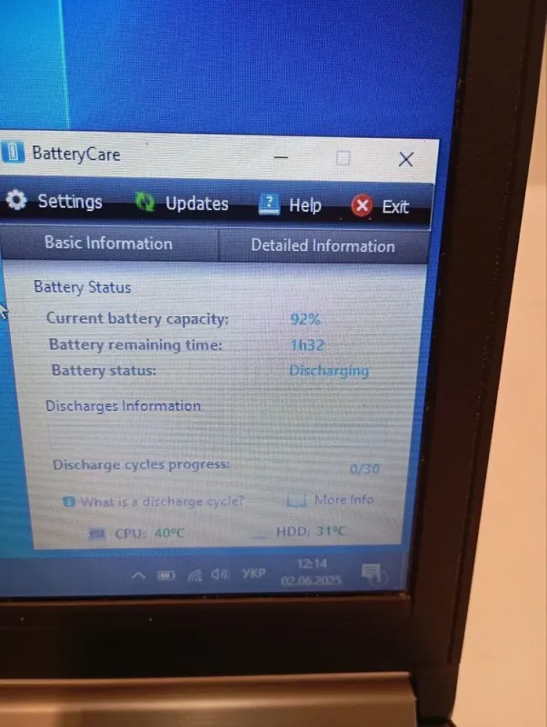 Ноутбук Fujitsu LifeBook E756 / 15.6'' (1366x768) TN / Intel Core i5-6300U (2 (4) ядра по 2.4 - 3.0 GHz) / 8 GB DDR4 / 256 GB SSD / Intel HD Graphics 520 / WebCam / DVD-RW б/в - зображення 12