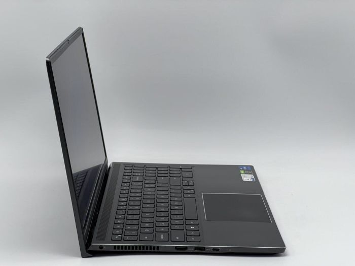 Ігровий ультрабук Dell Vostro 15 7510 / 15,6" (1920x1080) IPS / Intel Core i7-11800H (8 (16) ядер по 2,3 - 4,6 ГГц) / 16 ГБ DDR4 / 480 ГБ SSD / nVidia GeForce RTX 3050, 4 ГБ GDDR6, 128-біт / WebCam б/в - зображення 3