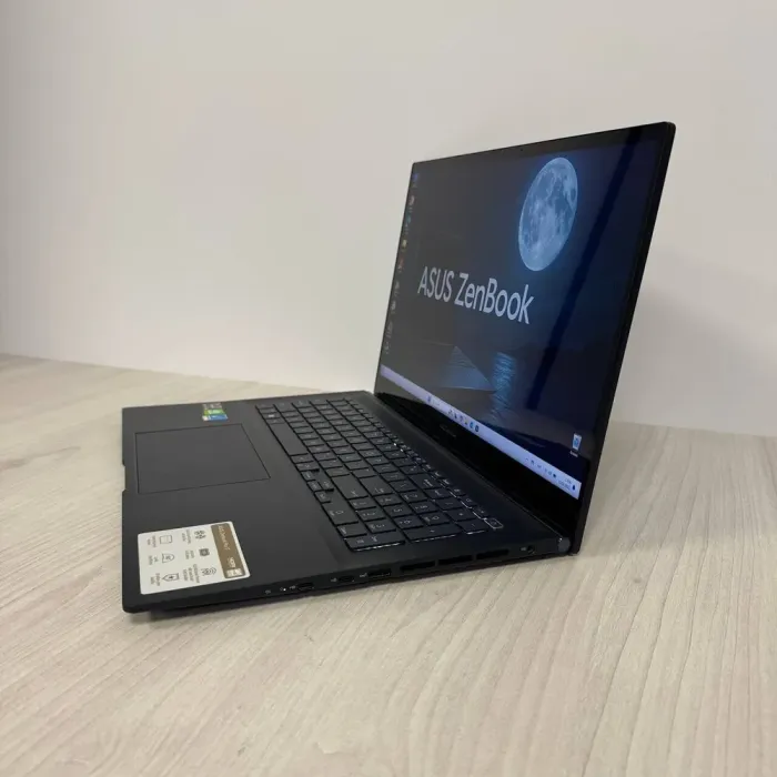Ігровий ноутбук Asus ZenBook Pro 17 UM6702R / 17.3" (2560x1440) IPS Touch / AMD Ryzen 7 6800H (8 (16) ядер по 3,2 - 4,7 ГГц) / 16 ГБ DDR5 / 512 ГБ SSD NVMe / nVidia GeForce RTX 3050, 4 ГБ GDDR6, 128-bit / WebCam б/в - зображення 5